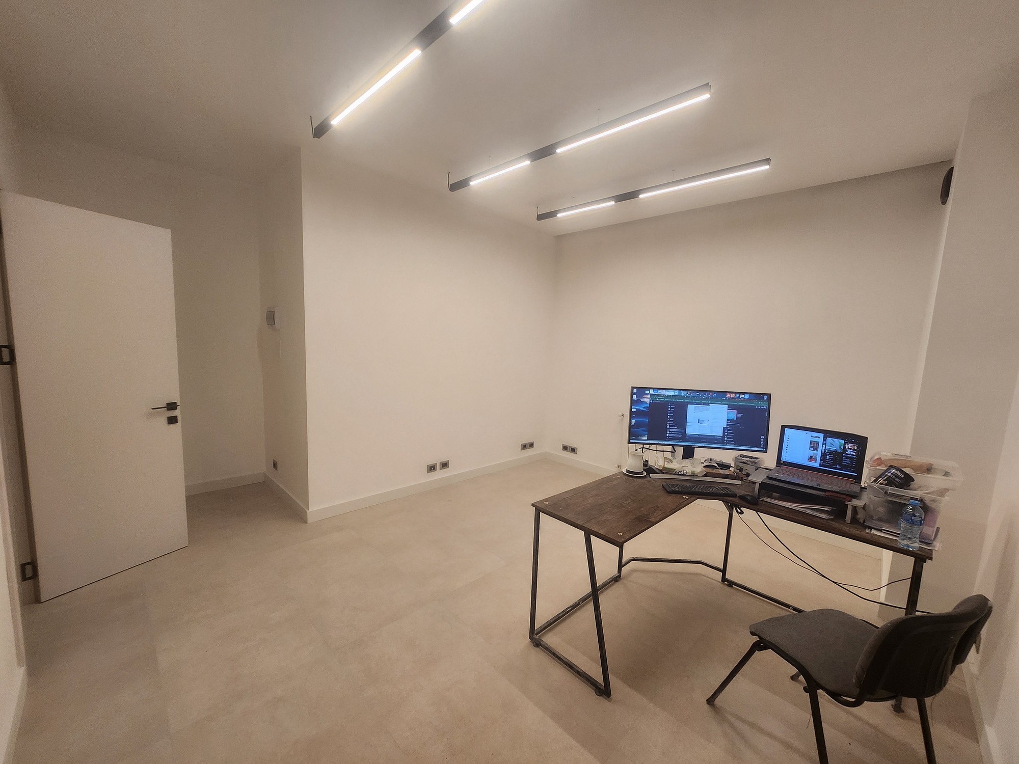 Master bathroom freestanding bathtub