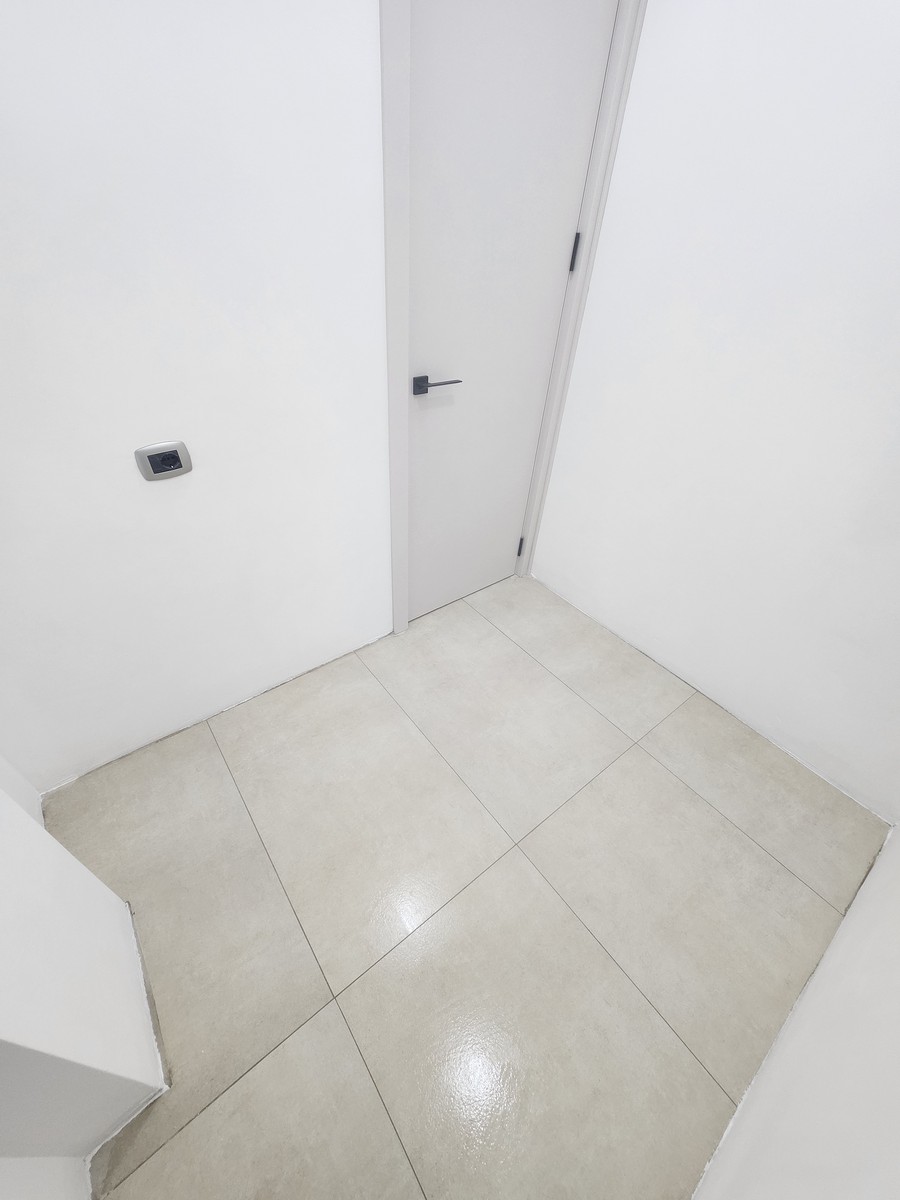 Hallway lighting and decor