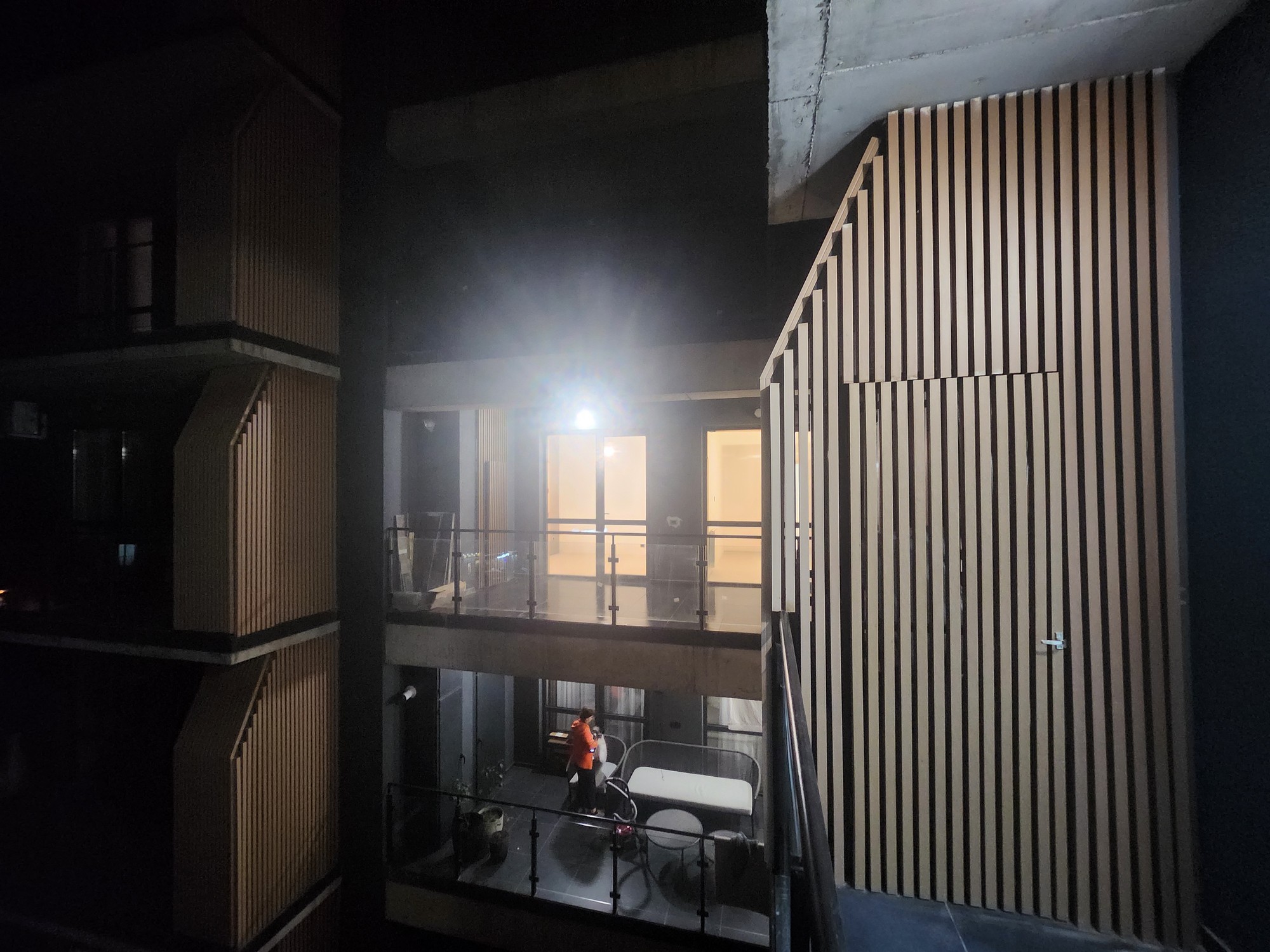 Space feature view 3